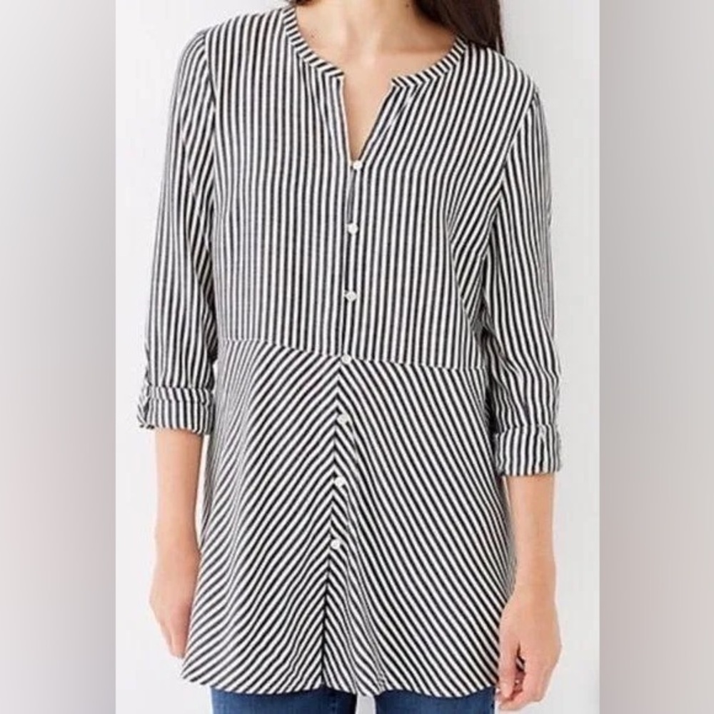 J. Jill Striped Tunic Gray White Button Front Shirt With Collar Size Medium
